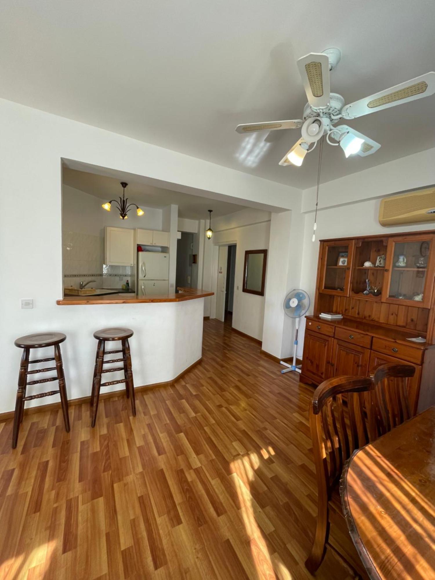 Limnaria Gardens Two Bedroom Apartment With Balcony Πάφος Εξωτερικό φωτογραφία