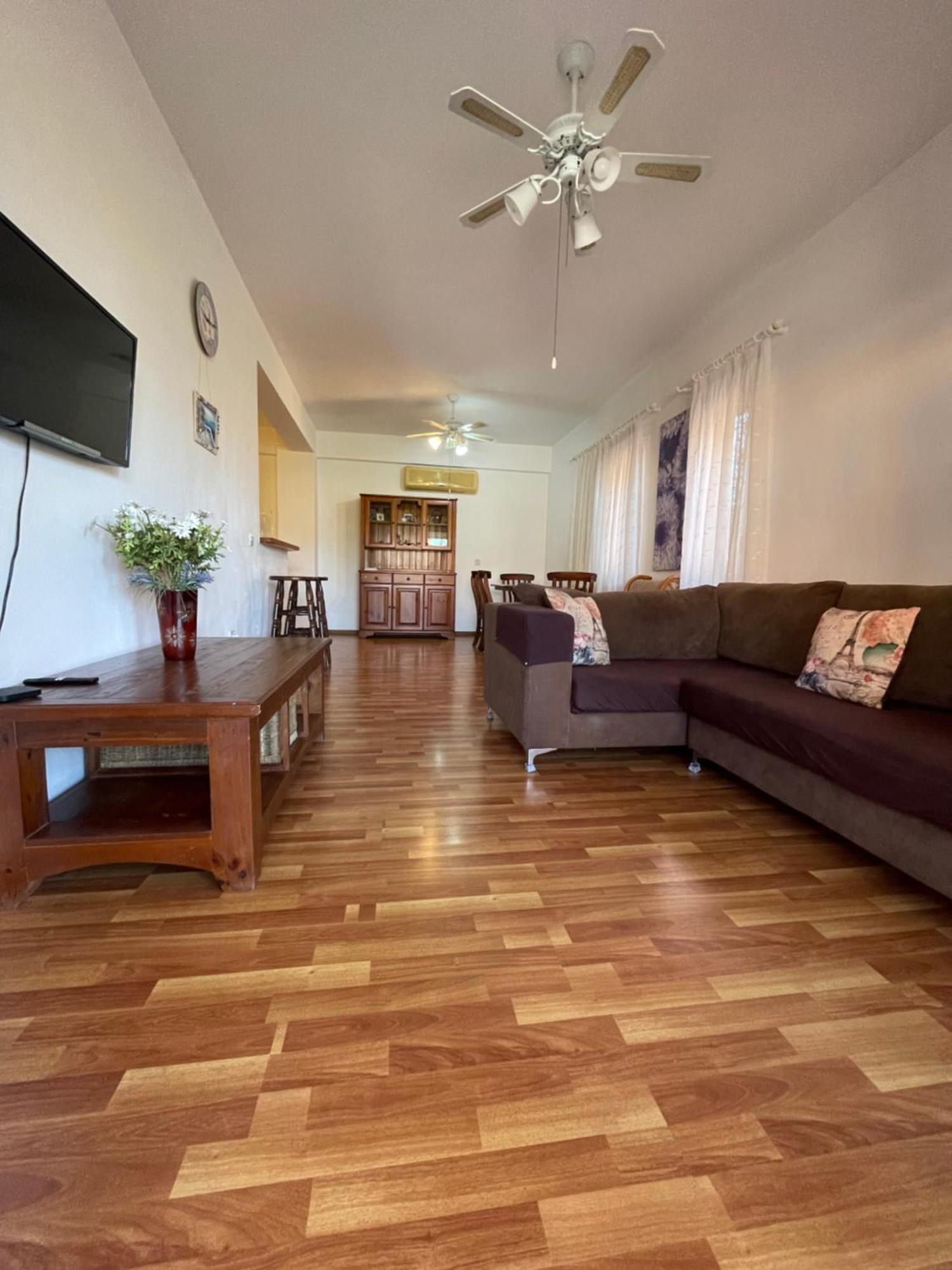 Limnaria Gardens Two Bedroom Apartment With Balcony Πάφος Εξωτερικό φωτογραφία